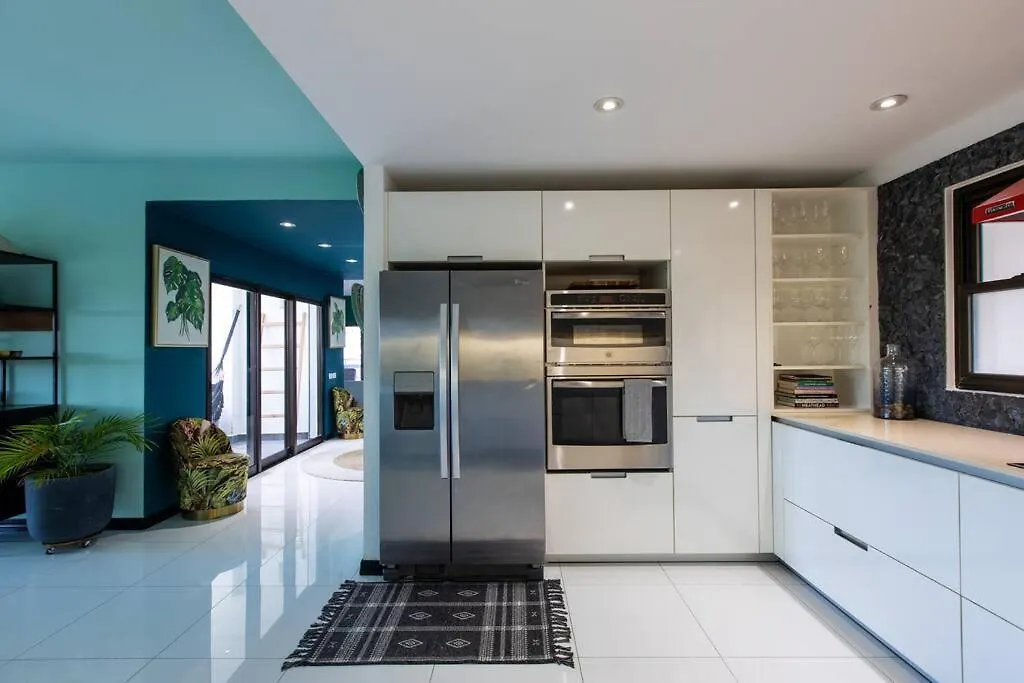 Paraiso In St Maarten- Steps Away From Bars & Restaurants And Beach! Apartamento Simpson Bay